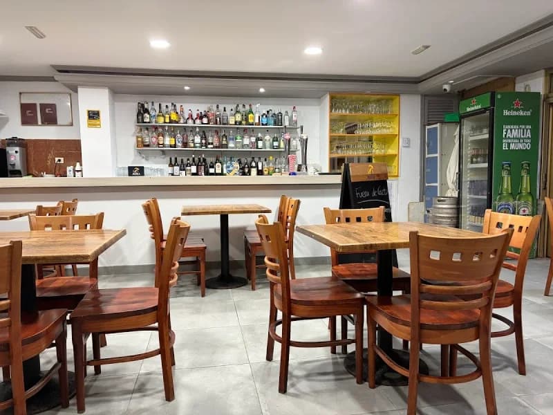 RESTAURANTE LA ESQUINA DE VELARDE