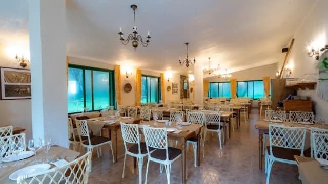 Restaurante La Laguna Grande