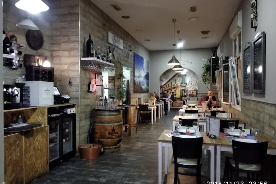 El Búho Tuerto restaurante Parrilla Argentina