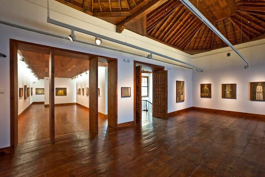 Fundación Cristino de Vera-Espacio Cultural CajaCanarias
