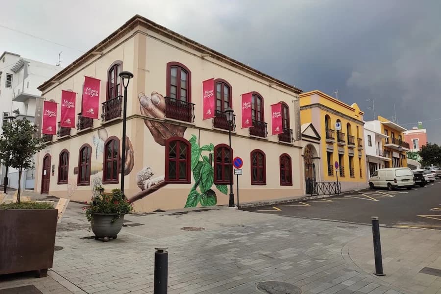 Museo de la Seda Las Hilanderas