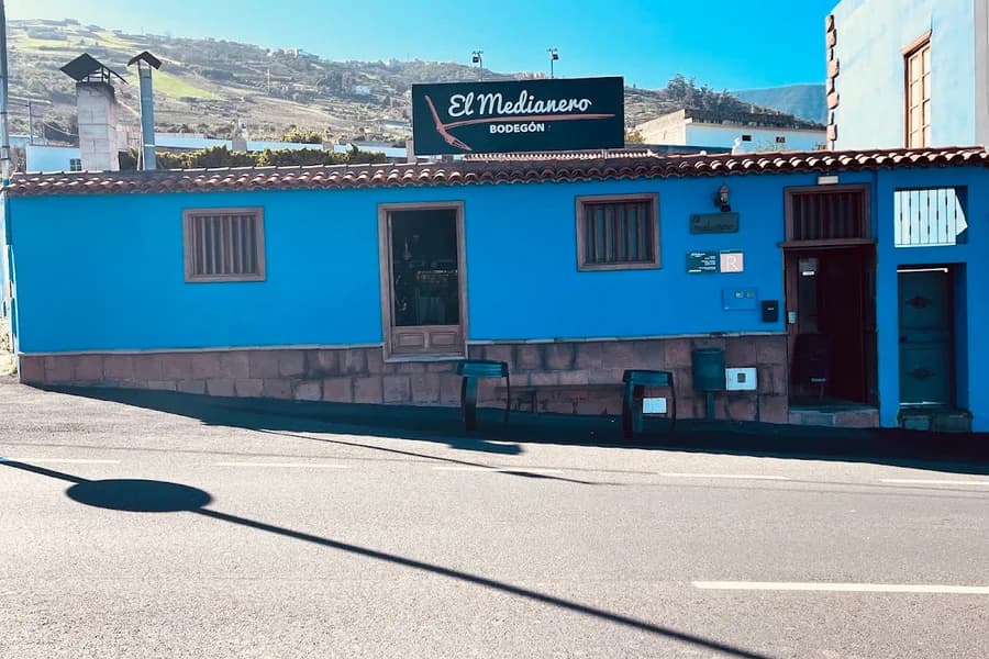 Bodegón El Medianero