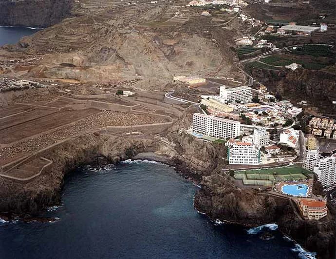 El Monis Beach