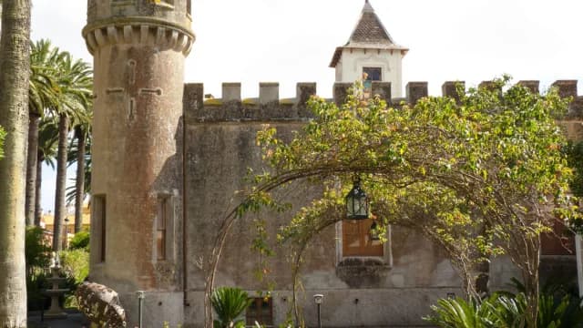 Castillo El Camino Largo