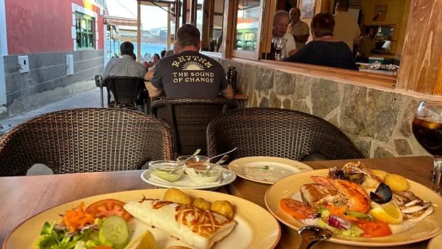 Restaurante La Puntilla Casa Menso