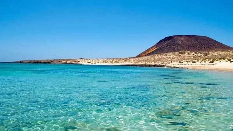 What to See in La Graciosa: 13 Must-Visit Spots on the Eighth Island