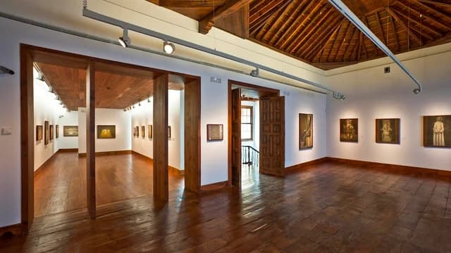 Fundación Cristino de Vera-Espacio Cultural CajaCanarias
