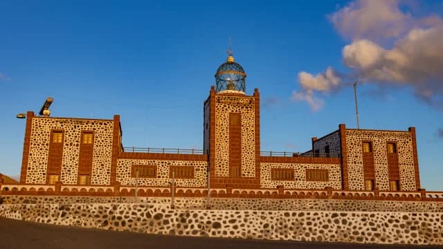 Faro de la Entallada
