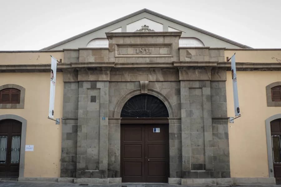Centro De Arte La Recova