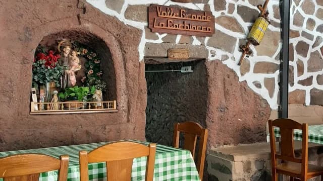 La Cochinera Guachinche