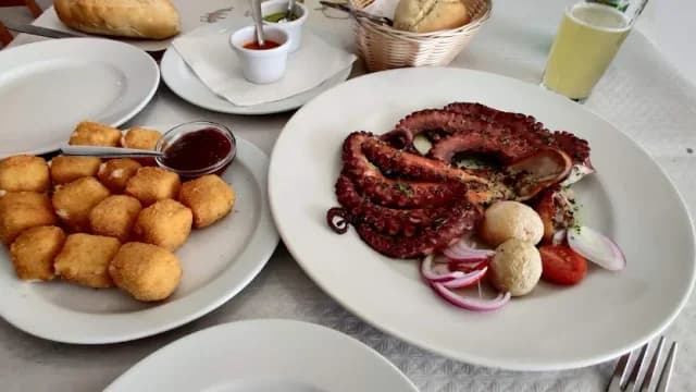 Restaurante Teleclub de Mancha Blanca