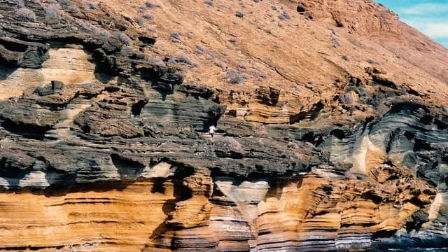 Monumento Natural de Montaña Amarilla