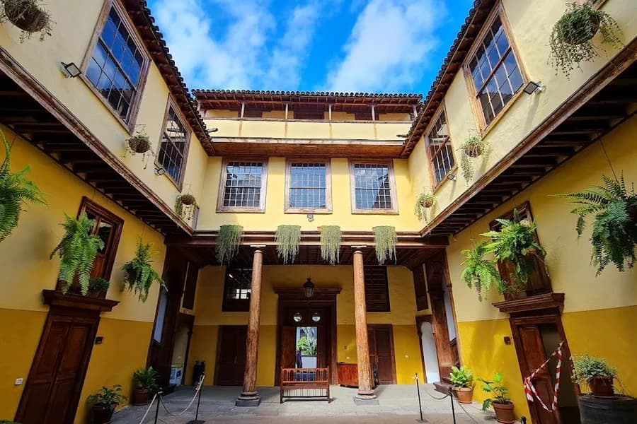 Casa Los Cáceres -Escuela de Música Municipal Funcanorte