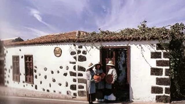 Centro Alfarero y Museo Etnográfico Cha Domitila