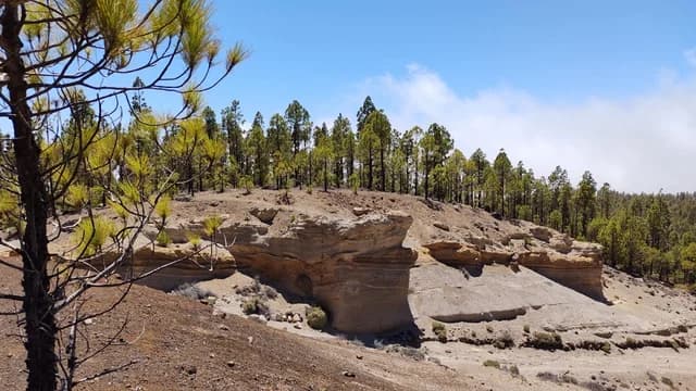 Monumento Natural de La Montaña Colorada