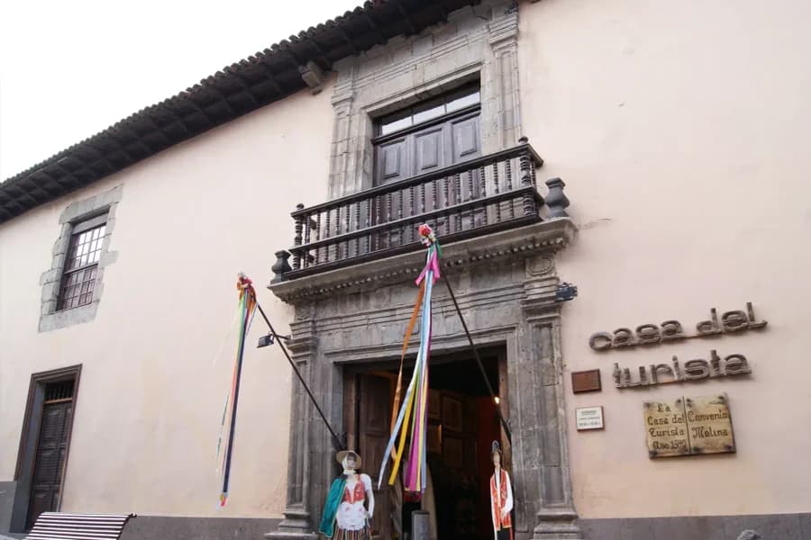 Casa del Turista