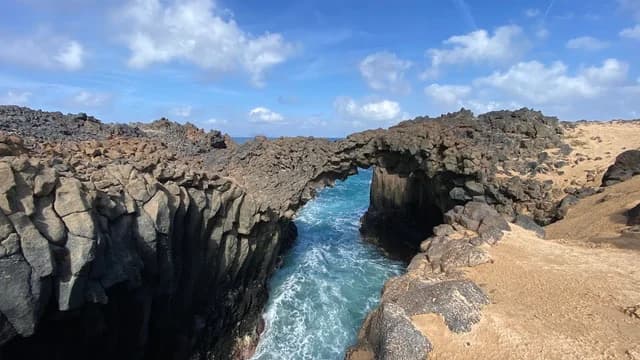 Arcos de los Caletones