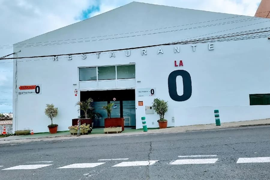Restaurante La 0