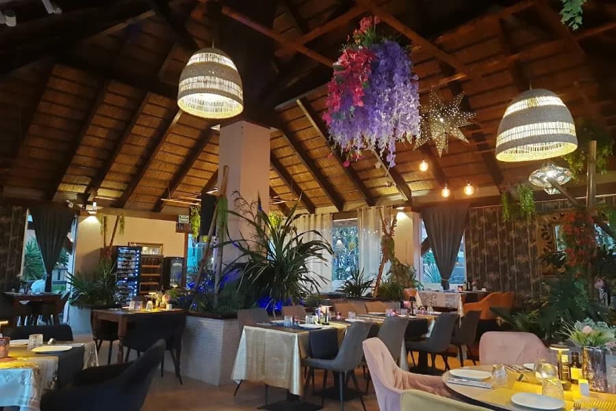 Buddha Restaurant & Lounge
