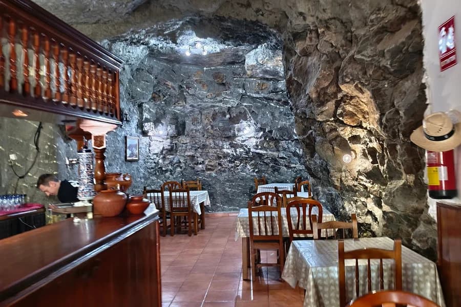 Restaurante cueva del molino