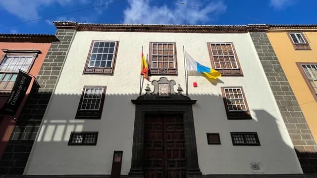 Casa Montañés