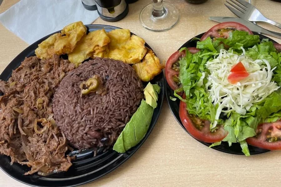 A Lo Cubano