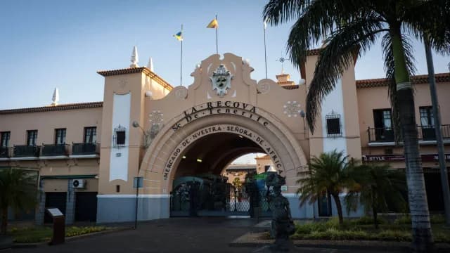 Mercado De Nuestra Señora De África