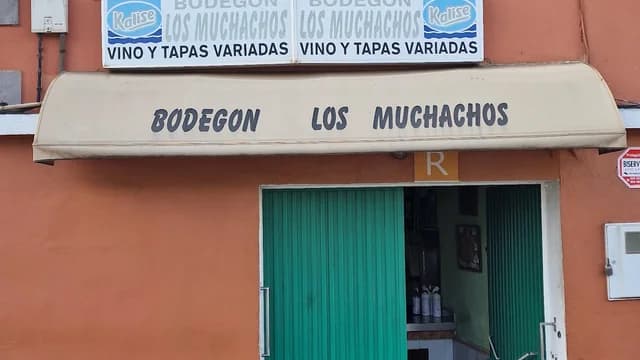 Bodegon Los Muchachos