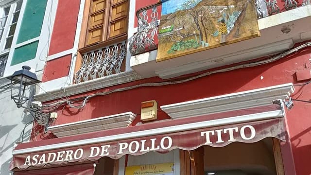 Asadero de pollos Tito