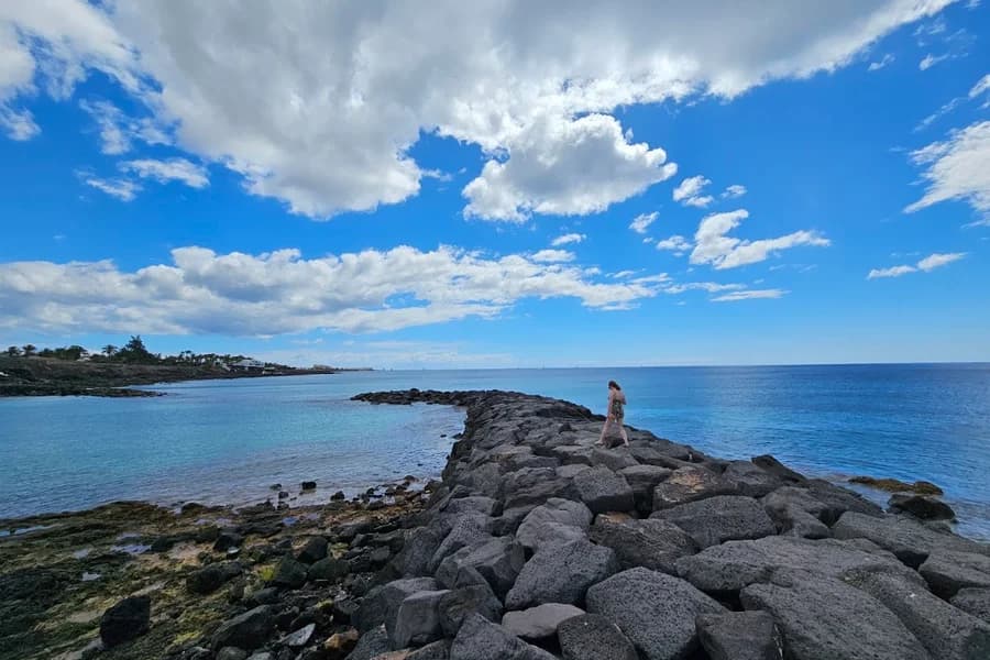 El Ancla Beach