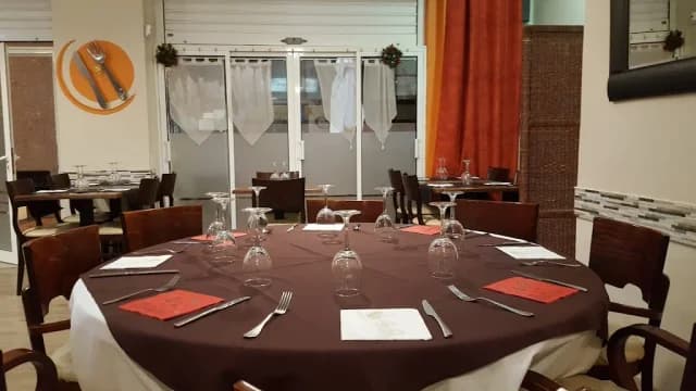 Gastrobar De Cuchillo y Tenedor
