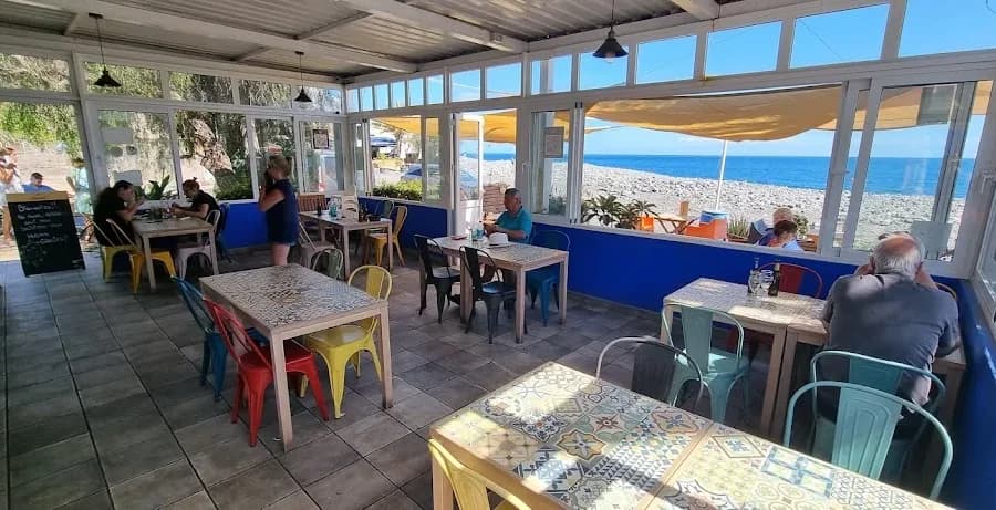 Bar Terraza La Chalana
