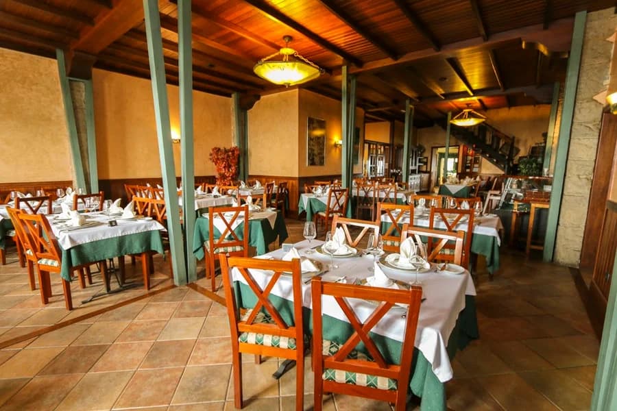 Restaurante Arcos de la Laguna, Valleseco