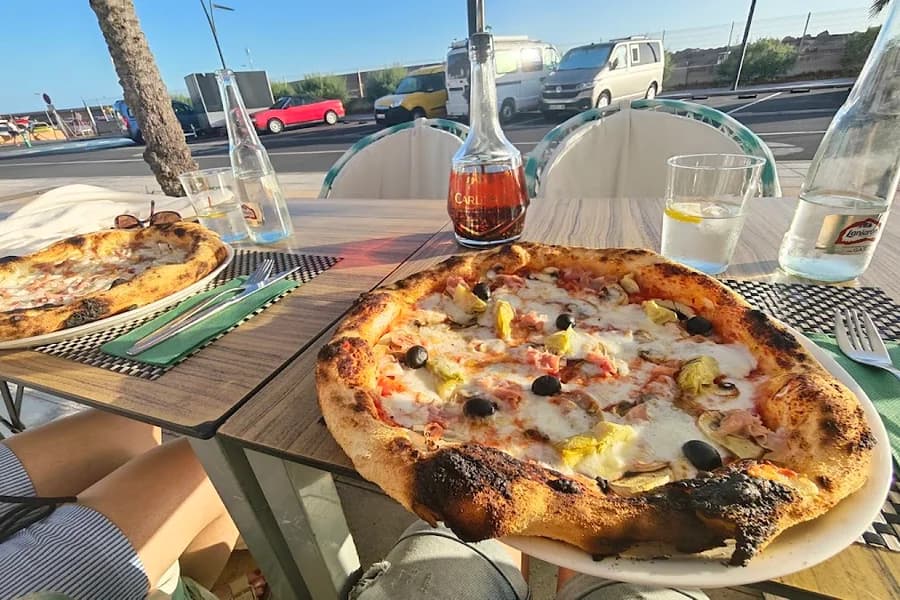 La Carpa - Restaurante y Pizzeria
