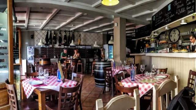 Restaurante -Tasca Tapias
