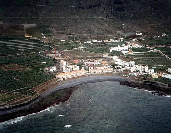 La Caleta de Interián Beach