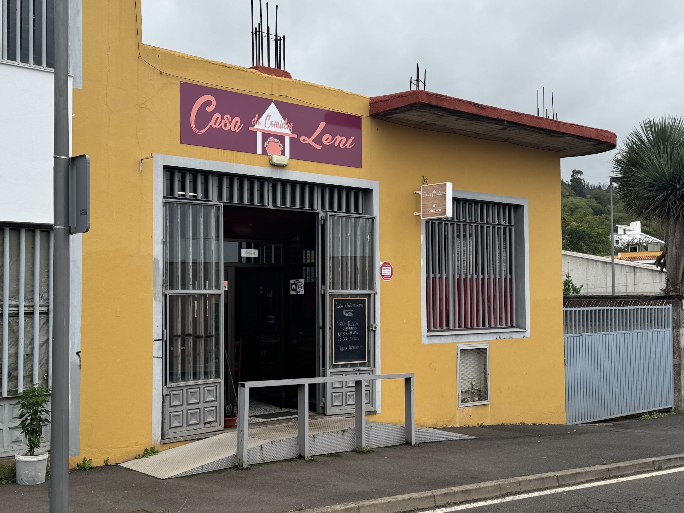 Casa de comidas Leni